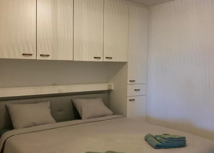 Vista Mare Apartment *